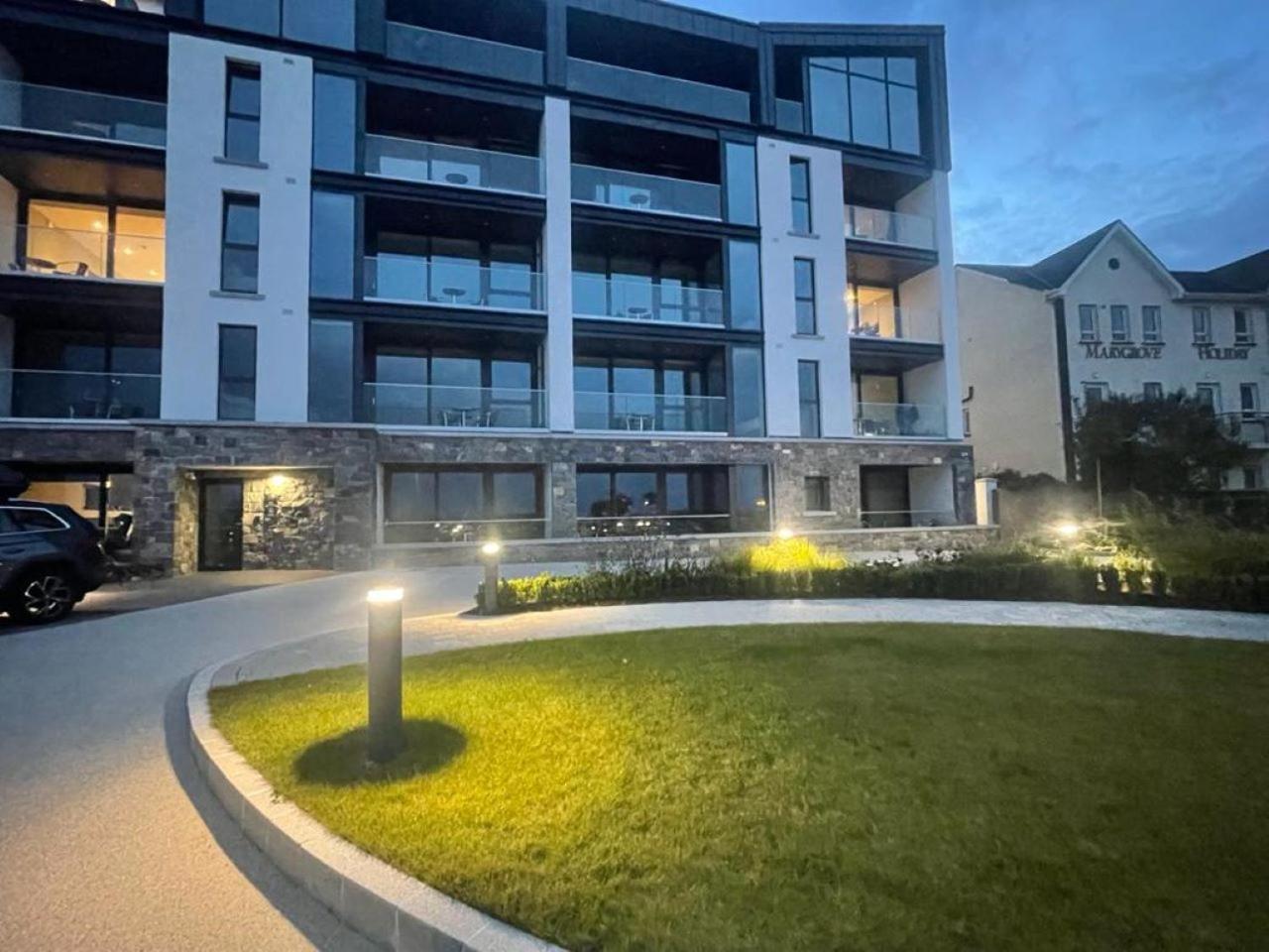 Shoreline Apartments Голуэй Экстерьер фото
